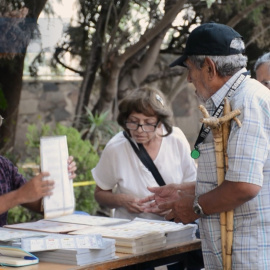 Los mexicanos votan desde temprano con la expectativa de una elección histórica