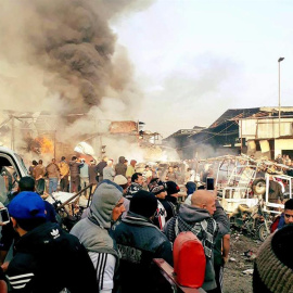El llamado "Estado Islámico" (EI) se ha atribuido la responsabilidad del ataque. Sadr City ha sido escenario de varios ataques en las últimas semanas. EFE / EPA / STRINGER