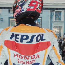 Marc Márquez se ha convertido en un maniquí