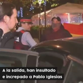 Un grupo de ultras irrumpe en un acto de Pablo Iglesias al grito de "Viva España" y con saludos fascistas