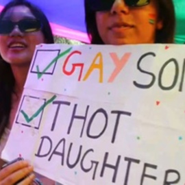 Desfile del orgullo LGTBI en Népal