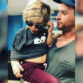Elsa Pataky, preocupada por uno de sus gemelos