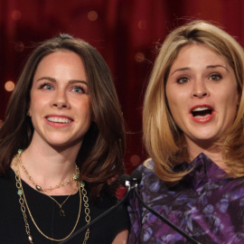 Barbara y Jenna Bush dedican una carta a Malia y Sasha, hijas de Barack y Michelle Obama / EFE