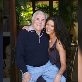 El actor de Hollywood Kirk Douglas cumple 102 años