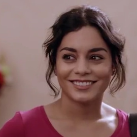 La actriz estadounidense Vanessa Hudgens cumple 30 años