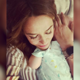 Toñi Moreno comparte una tierna fotografía junto a su hija