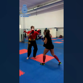 La policía riojana Rocío Velázquez, oro del nacional de Kickboxing