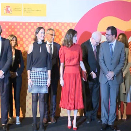 La Reina Letizia sorprende con un vestido de la Reina Sofía