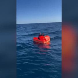 La Guardia Civil rescata a dos náufragos que llevaban tres días a la deriva