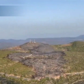Los bomberos dan por estabilizado el incendio de La Figuera (Tarragona), tras afectar a 17 hectáreas