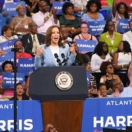 Kamala Harris pide a Donald Trump que acepte debatir