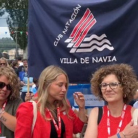 Fiesta en Navia, Asturias, el día del LXVI Descenso a Nado de su Ría