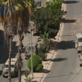 Israel intensifica su incursión en Cisjordania y bombardea "zona humanitaria" de Gaza