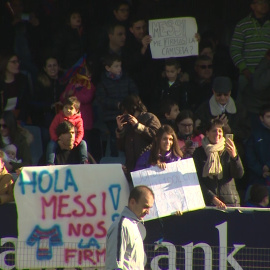 Más de 11.000 espectadores acuden al Miniestadi para ver al Barça