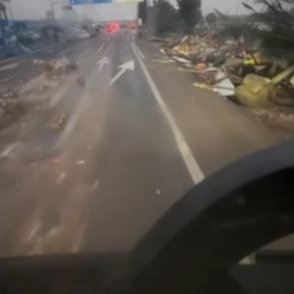Situación en la carretera V31, conocida como Pista de Silla, a la altura de Masanasa, tras el temporal
