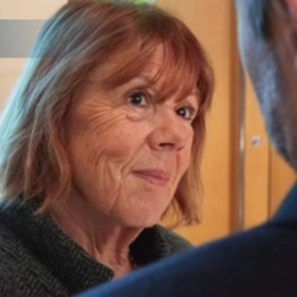 Gisèle Pelicot llega a los tribunales de Aviñón