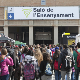 Puigdemont se quejará ante la Fira de que el Ejército esté en el Salón de la Enseñanza / EUROPA PRESS