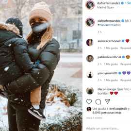 Dafne Fernández comparte la fotografía más tierna con su hijo Jon en la nieve