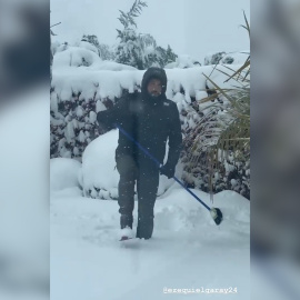 Los famosos disfrutan de la nieve producida por 'Filomena'