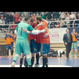 Lozano te invita a formar parte del desafío España-Brasil de fútbol sala