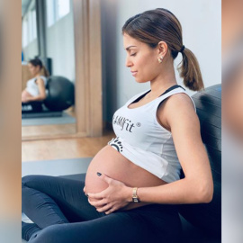 Hiba Abouk se prepara físicamente para dar a luz