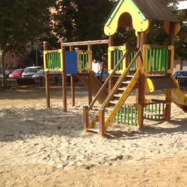 El ayuntamiento de Madrid renueva 33 áreas de parques infantiles / EFE