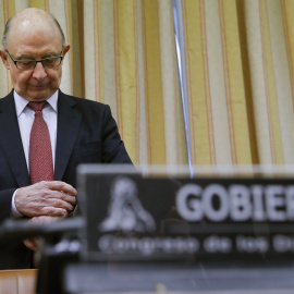 El ministro de Hacienda, Cristóbal Montoro, en una comparecencia en wel  Congreso. EFE