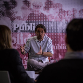 Pablo Iglesias, en la redacción de 'Público'. JAIRO VARGAS
