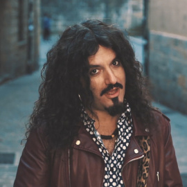 El cantante de La Fuga se estrena en solitario como RAZKIN 