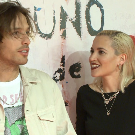 Ana Fernández y Adrián Roma presumen de su amor