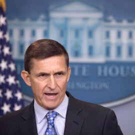 Fotografía de archivo del 1 de febrero de 2017 donde se ve al consejero para la Seguridad Nacional del presidente de EE.UU., Donald Trump, Michael Flynn. /EFE