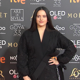 A Juan Vidal le gustó ver a Rosalía con un diseño suyo en los Goya