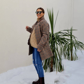 Paula Echevarría afronta el frío en clave low cost