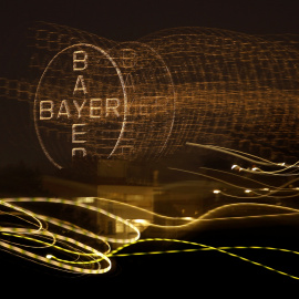 El logo de la farmacéutica Bayer en su sede en la ciudad alemana de Leverkusen. REUTERS/Ina Fassbender