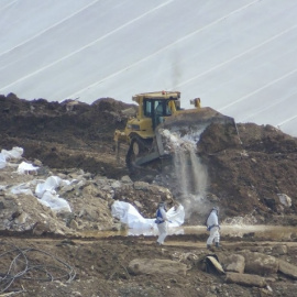 La única solución viable hasta ahora para el lindano era recluir sus residuos y esperar.