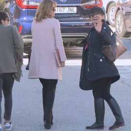 Ivonne Reyes tranquiliza a los medios tras su operación