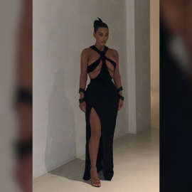 Kim Kardashian y su look imposible de Thierry Mugler