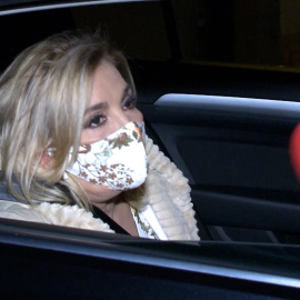 Carmen Borrego acerca posturas en la guerra con Alejandra Rubio