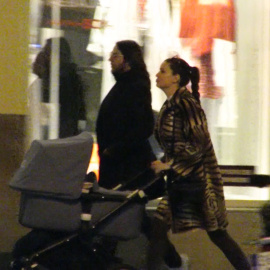 Joaquín Cortés y Mónica Moreno presumen de familia feliz junto a su hijo Romeo