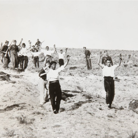 Milicianos republicanos hechos prisioneros de los sublevados durante la Batalla de Guadarrama (1936).