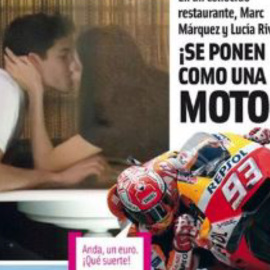 El apasionado beso de Lucía Rivera y Marc Márquez