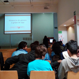 Charla-debate 'Violencia de género a golpe de app', organizada por Pasaporte Digital.