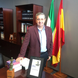 Juan Carlos Aparicio ha recibido el premio Meridiana por su labor en la defensa de la igualdad de derechos entre hombres y mujeres