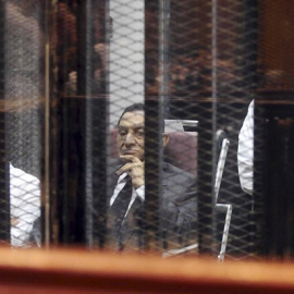 Mubarak sale en libertad tras seis años en prisión