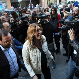 La presidenta andaluza, Susana Díaz, a su llegada hoy a la sede de los socialistas catalanes en Barcelona. | EFE