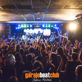 Garage Beat Club durante la actuación de Gigatrón. Foto: Diego Montana en Facebook