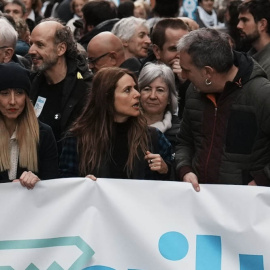 La actriz Itziar Ituño (c) participa en la manifestación convocada por la organización de apoyo a los presos de ETA en Bilbao. EUROPA PRESS/H.Bilbao