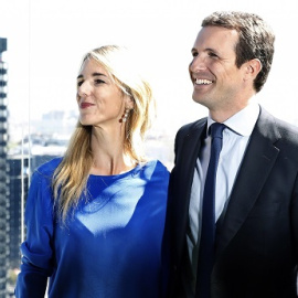 Cayetana Álvarez de Toledo y Pablo Casado en un acto en Barcelona. EFE / ANDREU DALMAU
