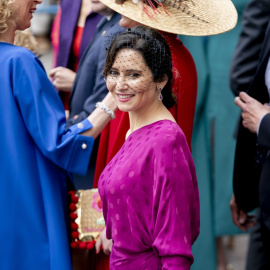  La presidenta de la Comunidad de Madrid, Isabel Díaz Ayuso, a su salida de la boda del alcalde de Madrid, José Luis Martínez-Almeida, a 6 de abril de 2024. A. Pérez Meca / Europa Press