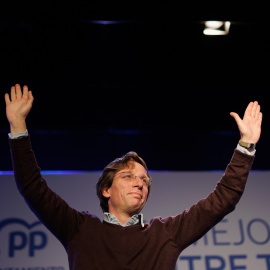El alcalde de Madrid, José Luis Martínez-Almeida, durante el acto ‘99 logros, 99 días’, en el centro cultural ‘Juan Genovés’, a 18 de febrero de 2023, en Aravaca, Madrid (España). Foto: Alejandro Martínez Vélez / Europa Press